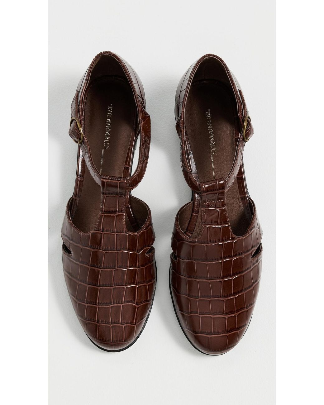 INTENTIONALLY ______ Brown Eureka Flats