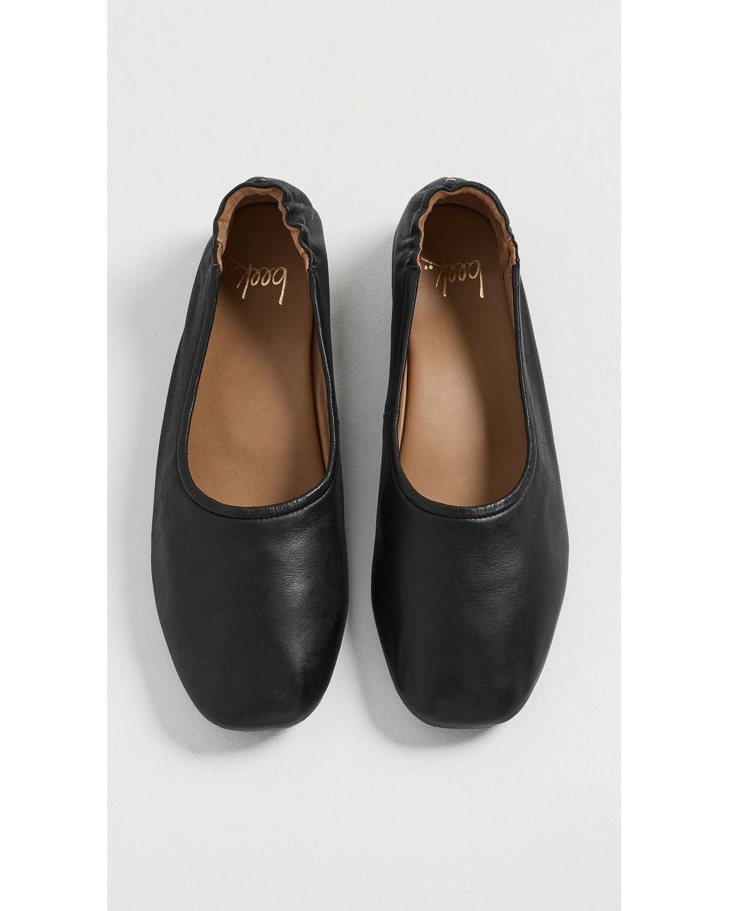 Beek Black Swan Flats