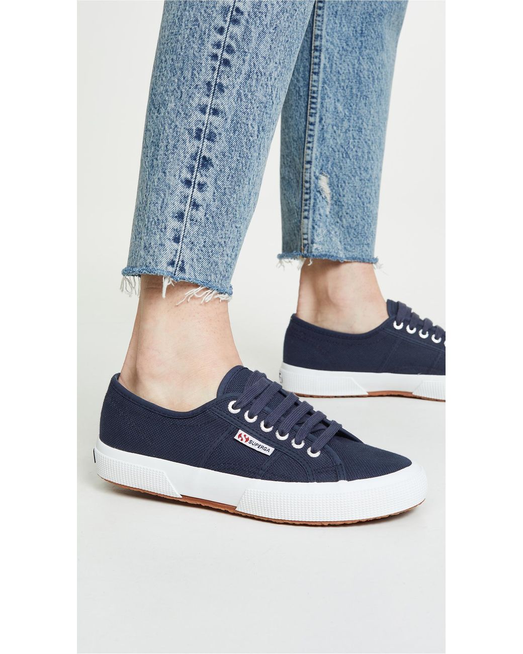 Cotu Classic Lace Up Sneakers in Navy 
