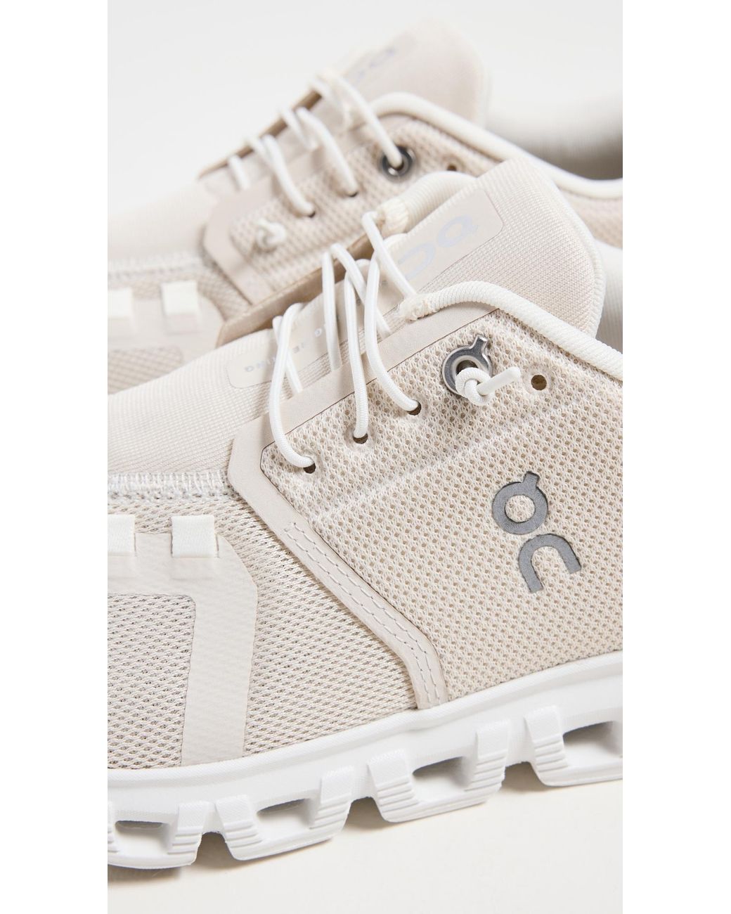 On Shoes White Cloud 6 Sneakers
