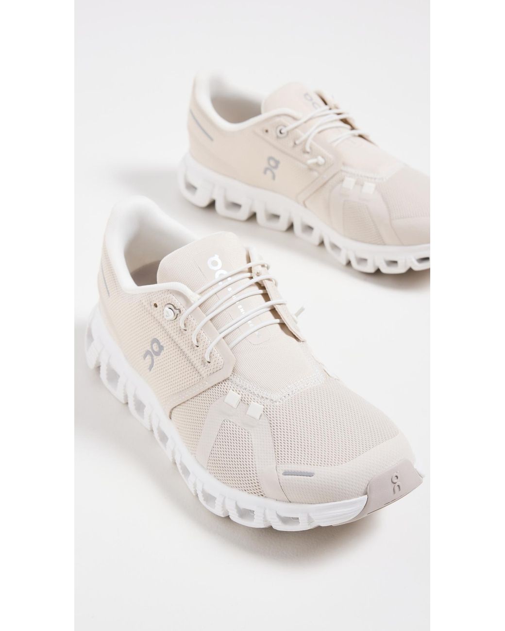On Shoes White Cloud 6 Sneakers