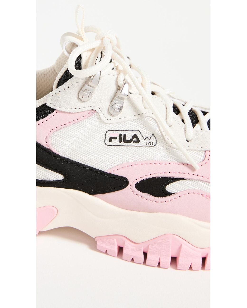 Fila Ray Tracer 2 Sneakers in Pink | Lyst