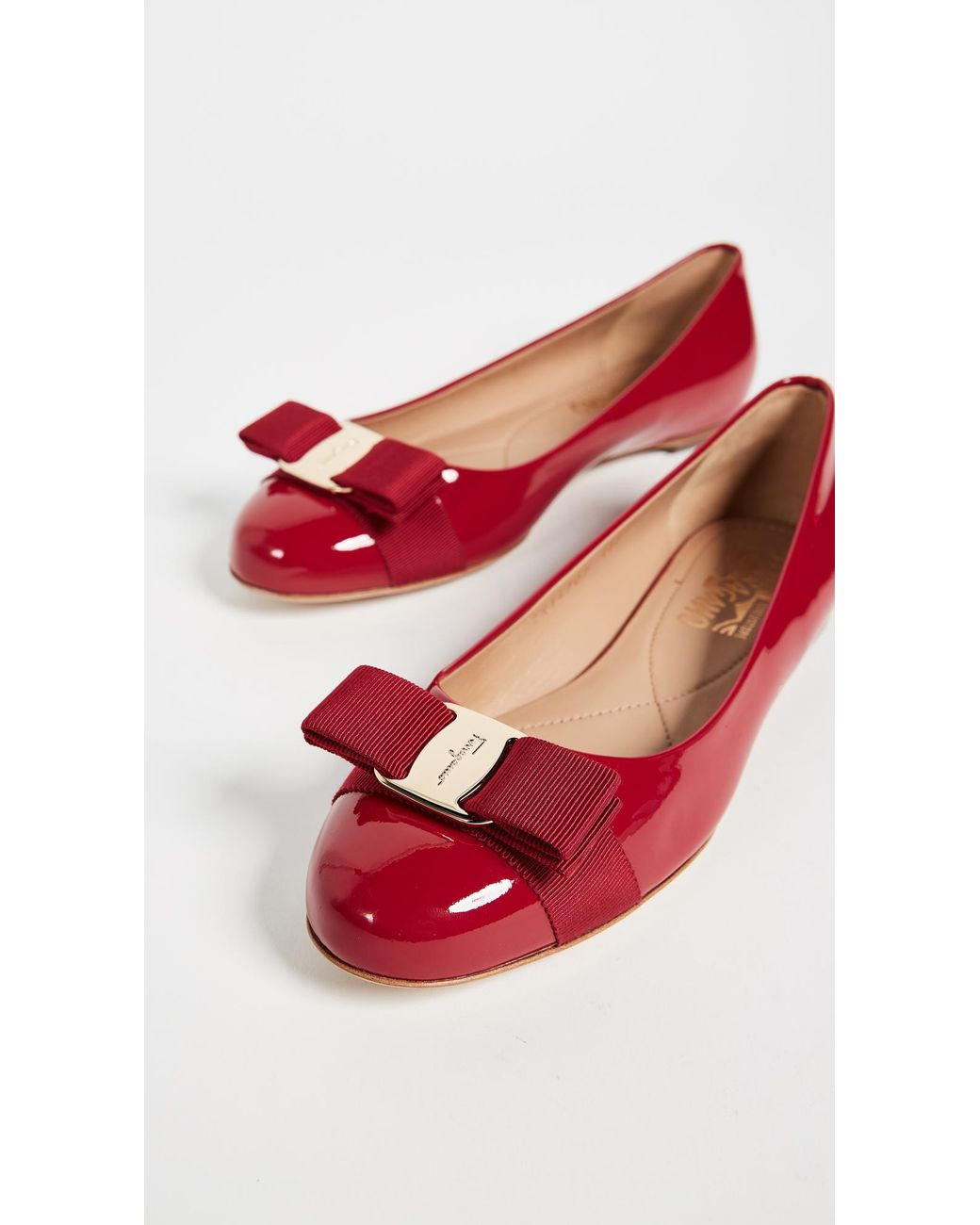 ferragamo shoes womens flats