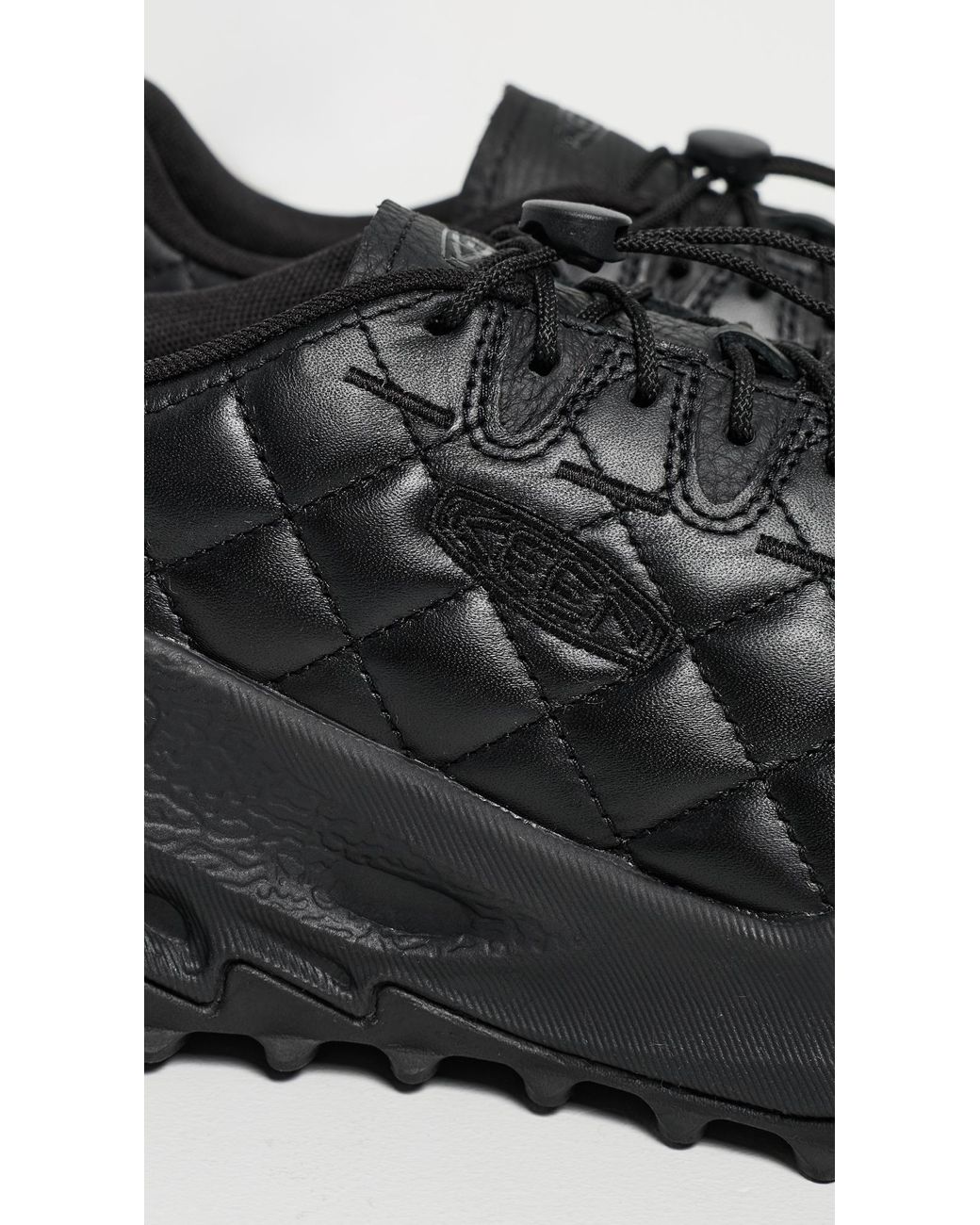 Keen Black Jasper Zionic Sneakers for men