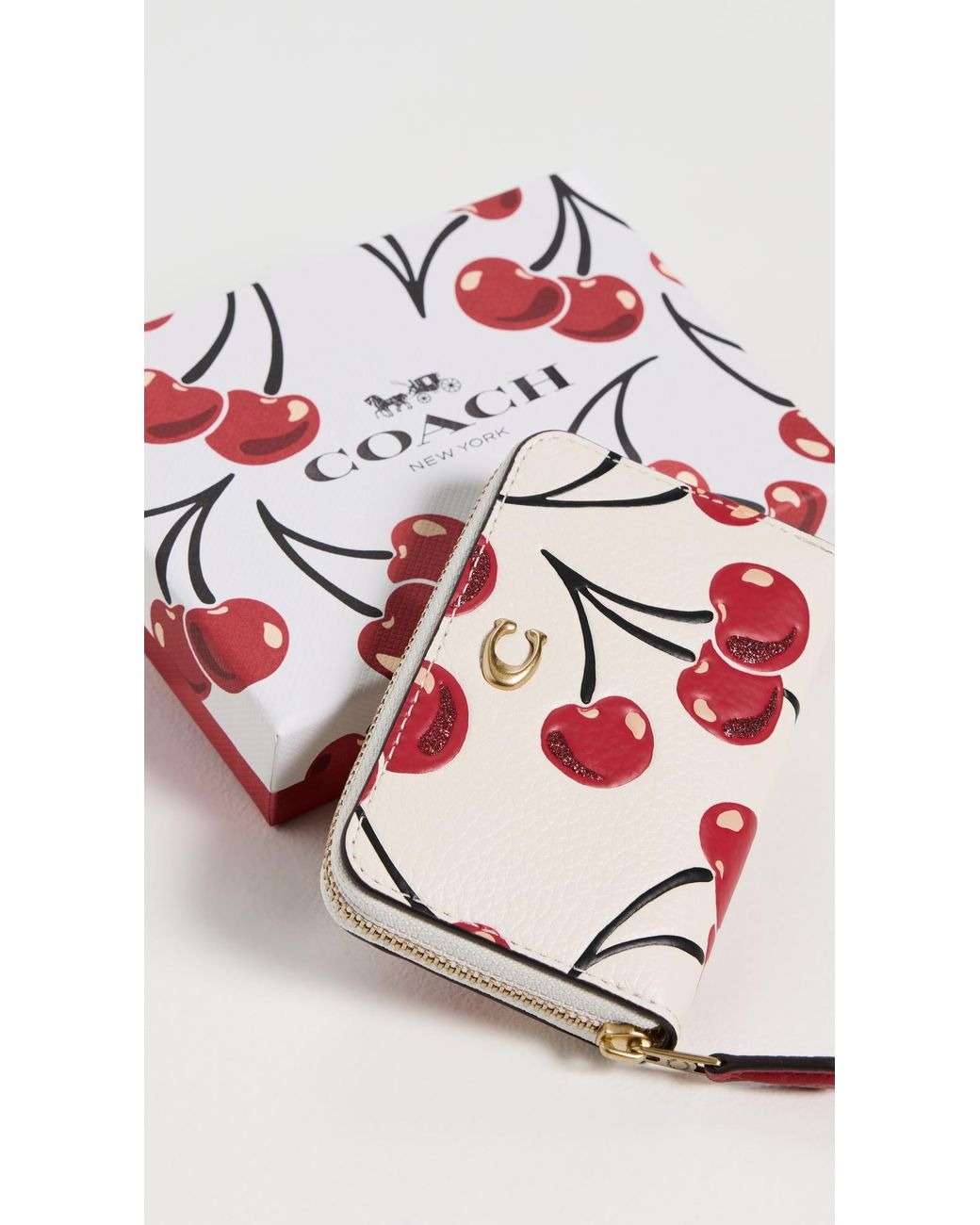 COACH Box Program Cherry Print Small Zip Around Wallet in Red | Lyst