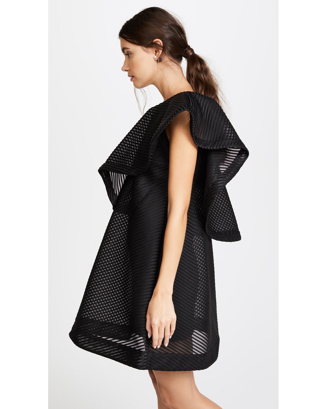 Halston heritage black flounce gown 2025