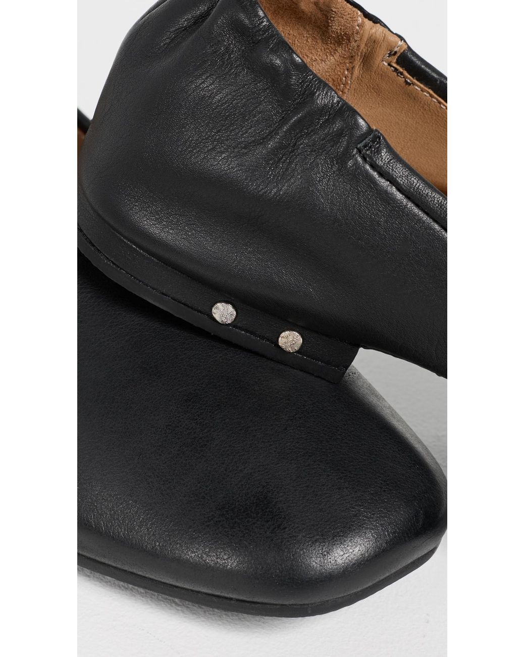 Beek Black Swan Flats