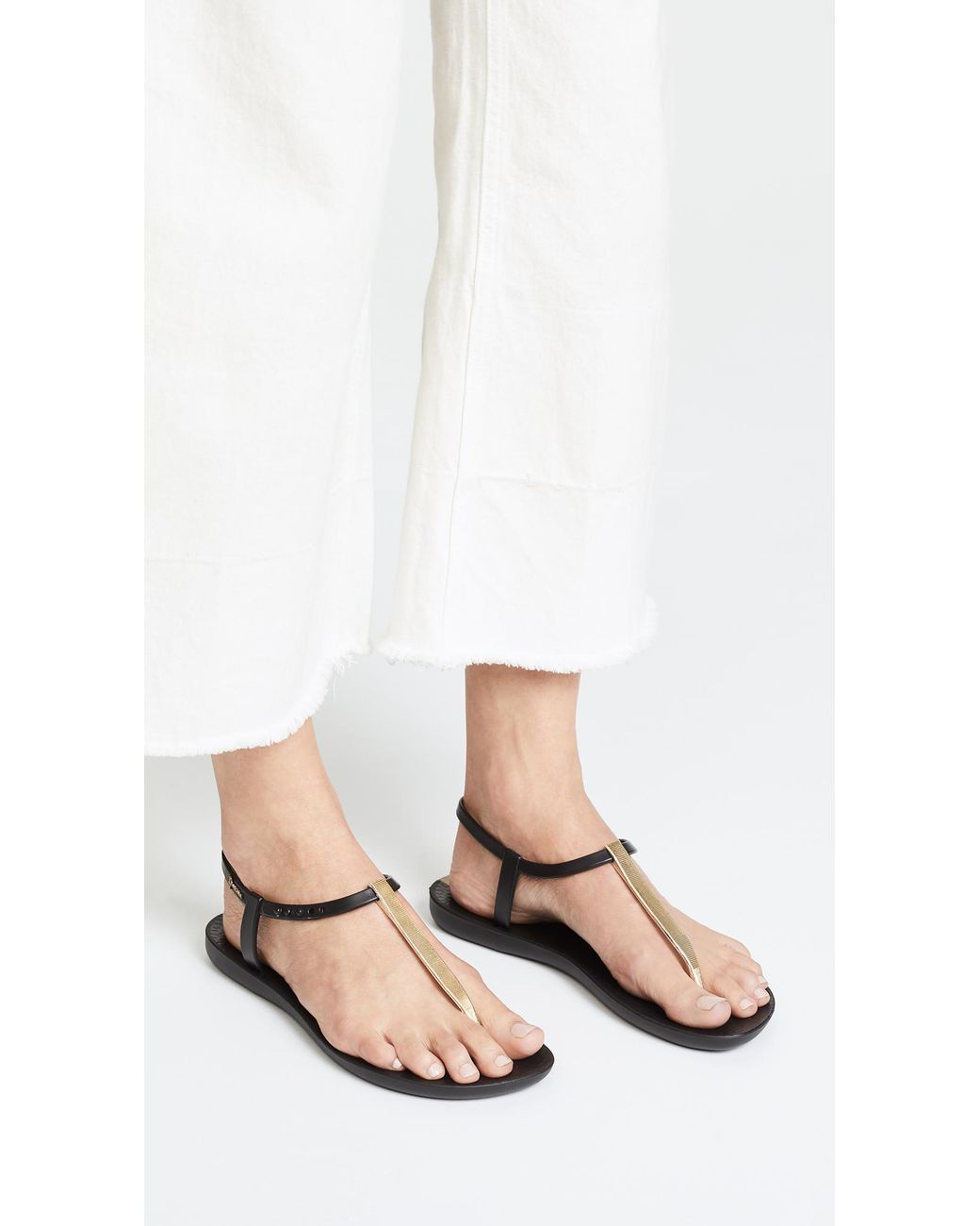Ipanema Bandeau T-strap Sandals in Black | Lyst