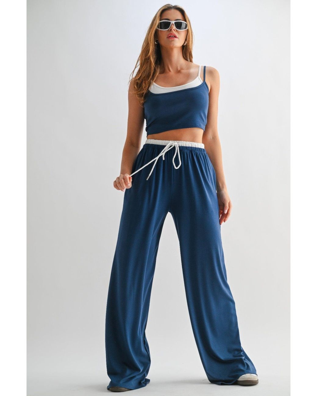 TRUEDAMES Blue Drawstring Lounge Pants & Crop Top Set