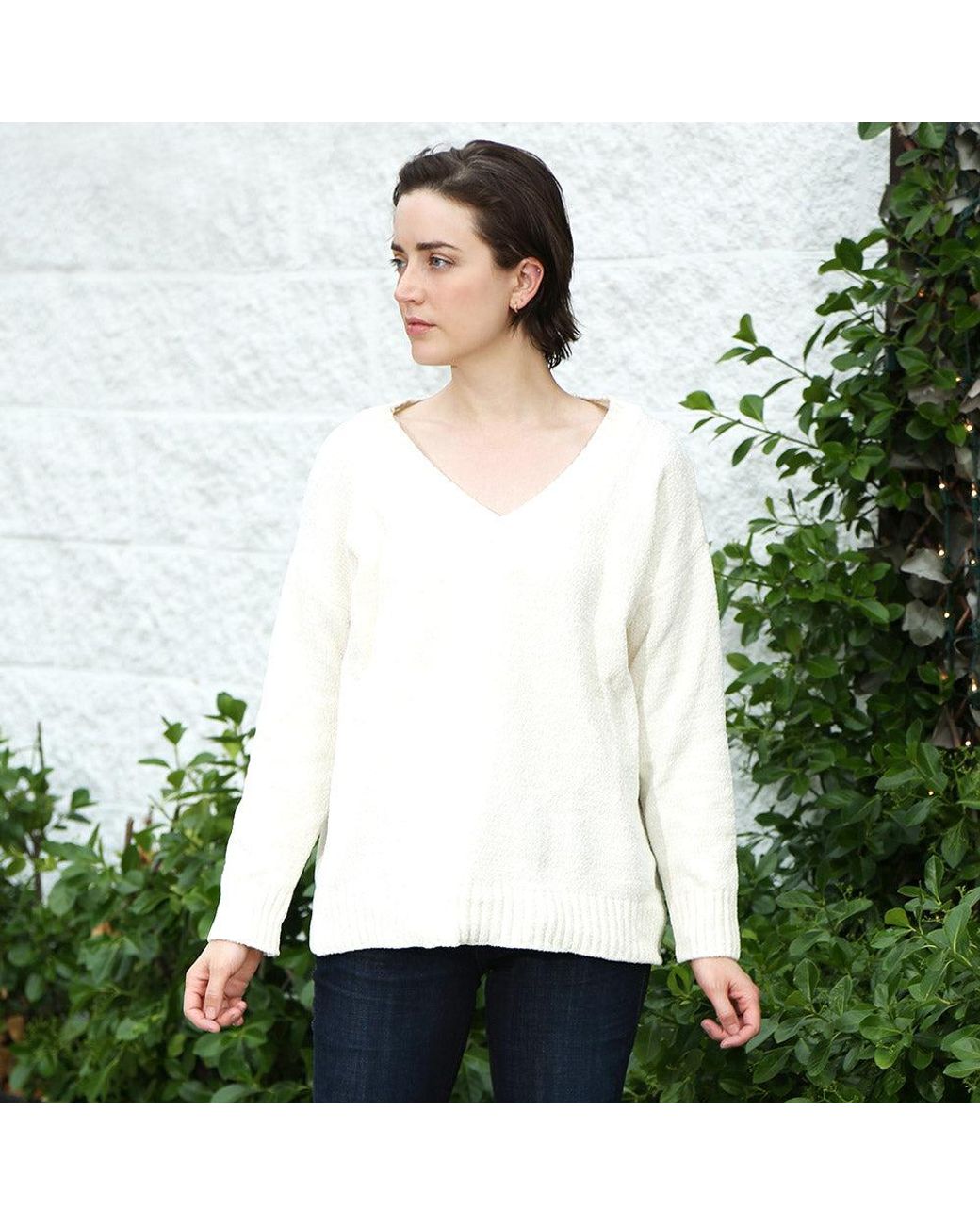 TRUEDAMES Green Solid Color V Neck Sweater Top
