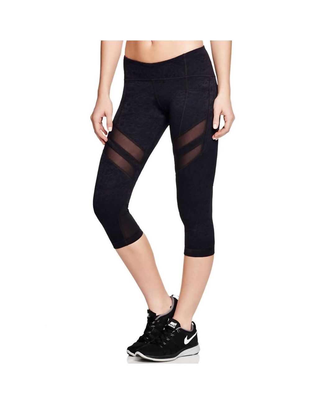Vimmia Elastic Waist Solid Mesh Trim Active Capri Leggings In