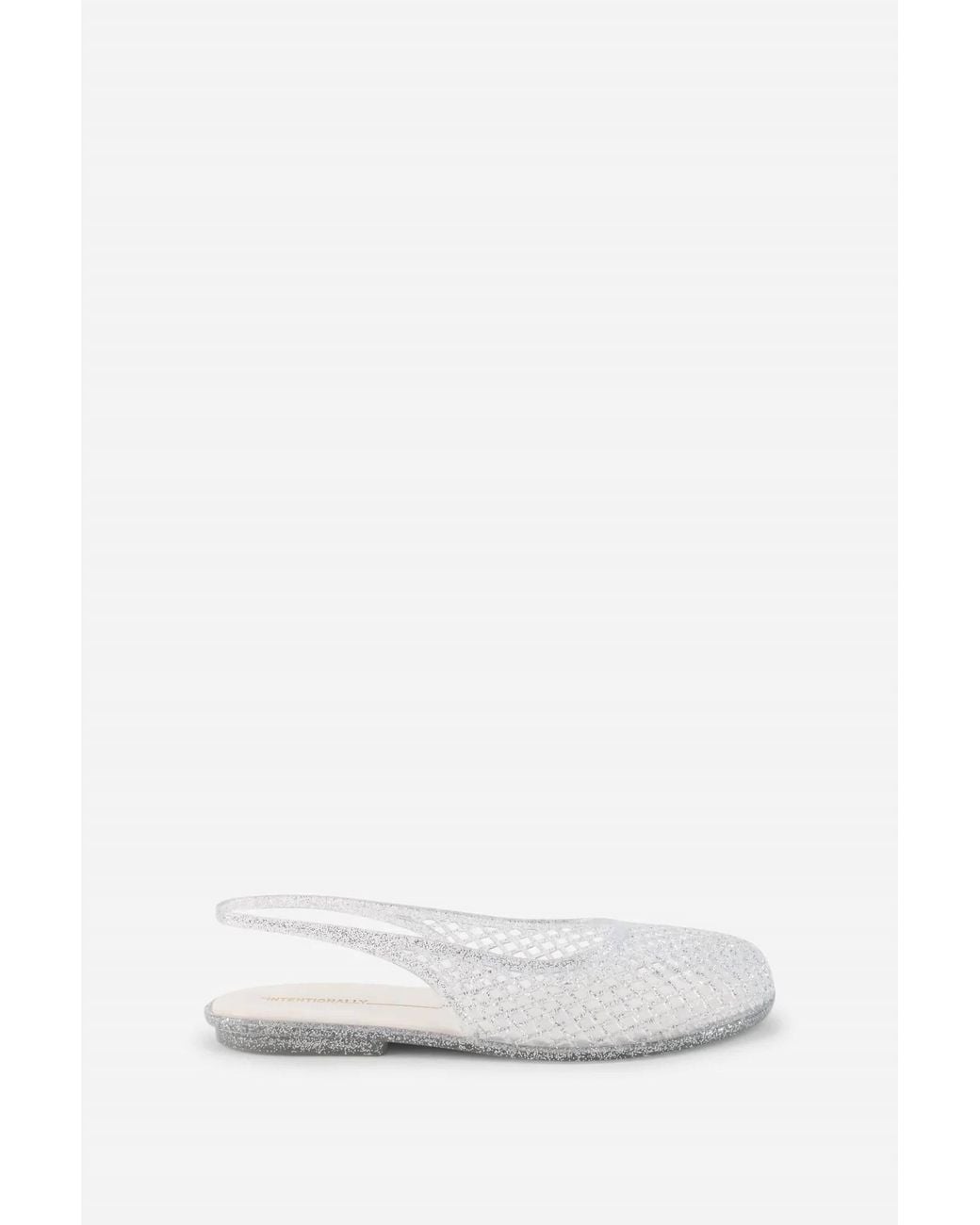 INTENTIONALLY ______ White Nessa Clogs