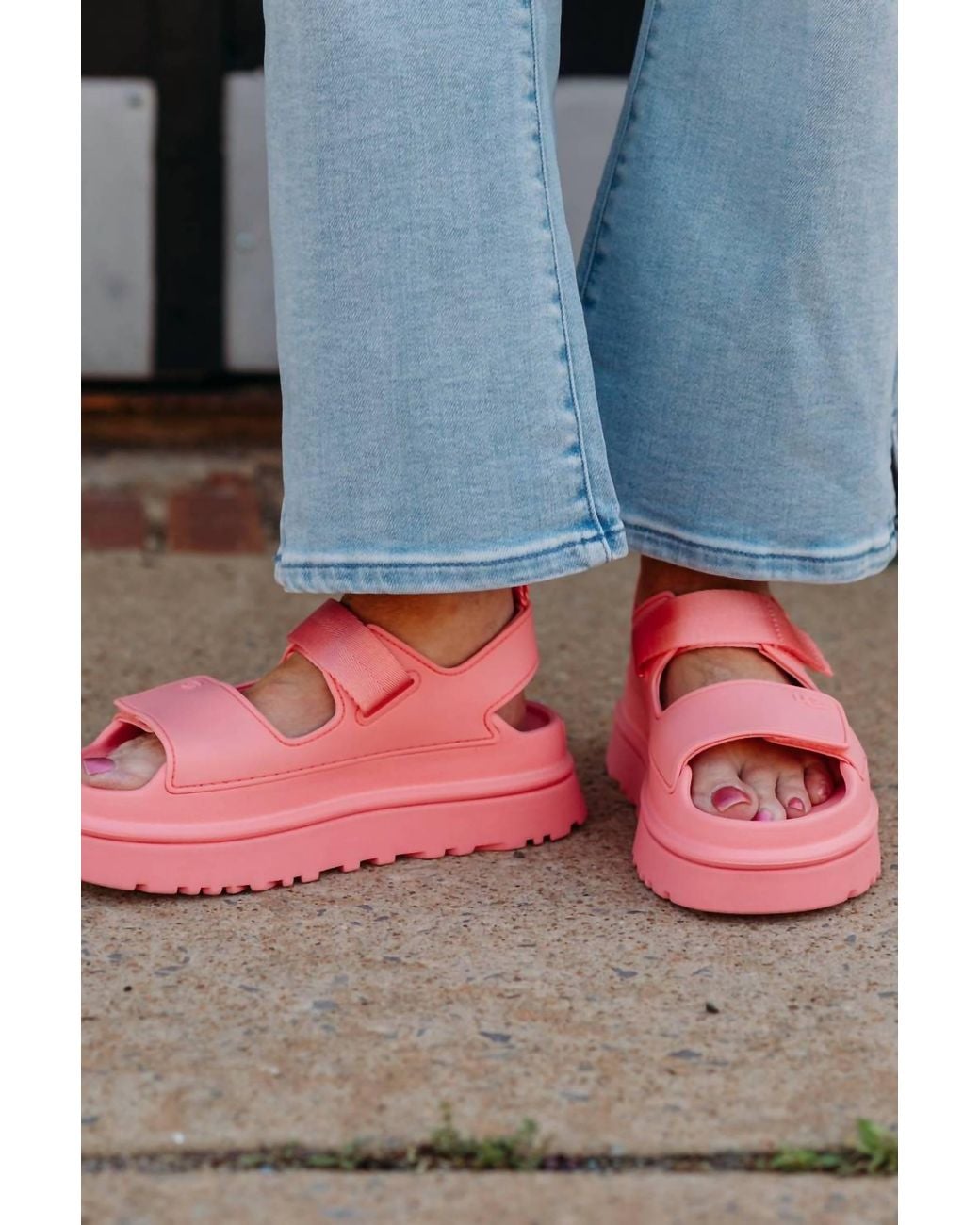 Ugg Gray Goldenglow Sandals