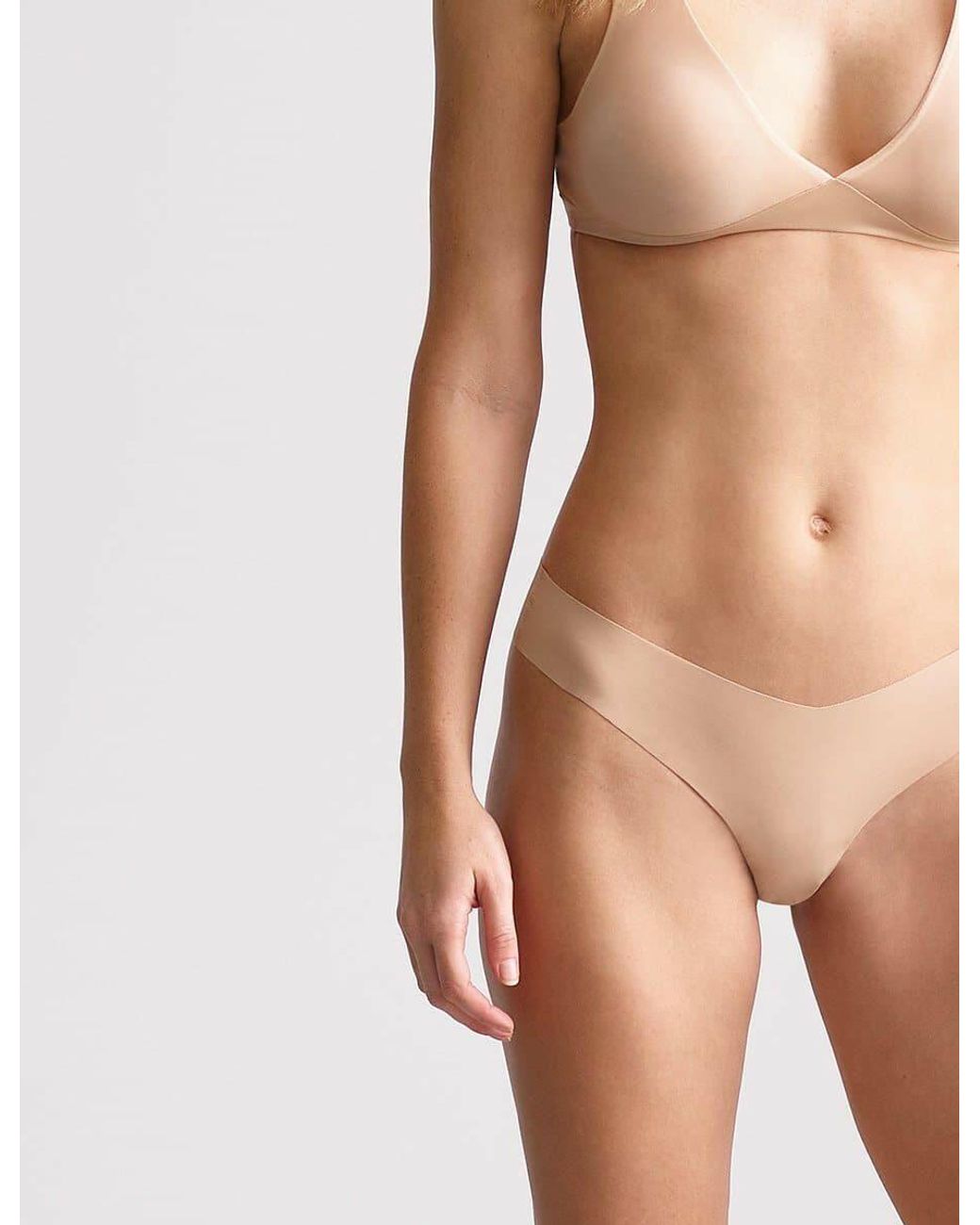 Commando Natural Classic Solid Thong