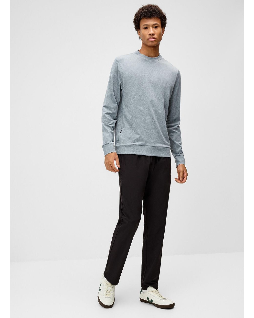 vuori Black Kore Versatile Pant for men