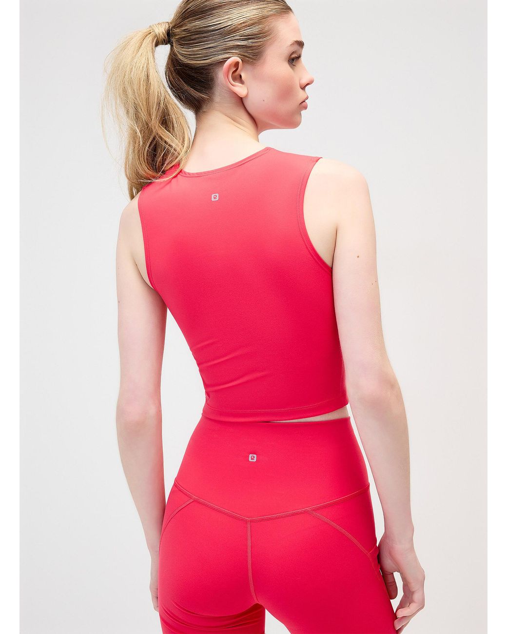 I.FIV5 Pink Velvety Solid Cropped Tank