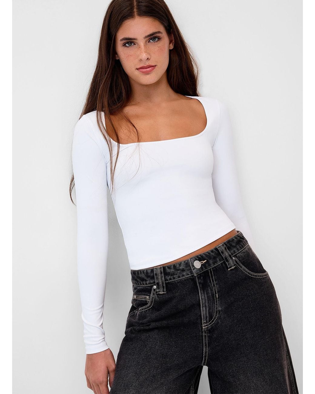 Twik White Soft Microfibre Open