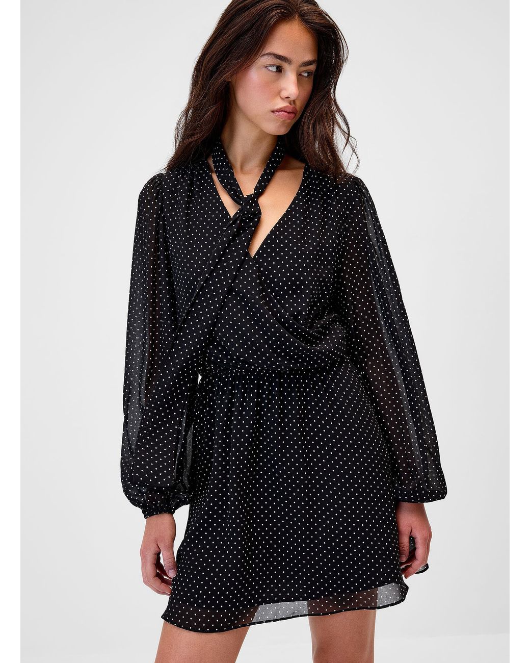 Twik Black Scarf