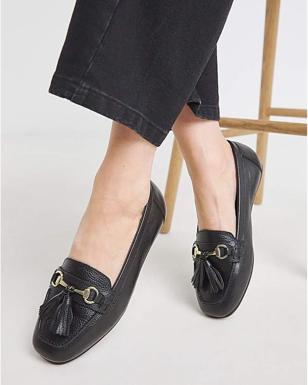 Heavenly Soles Black Leather Driving Moccasin Ex Wide