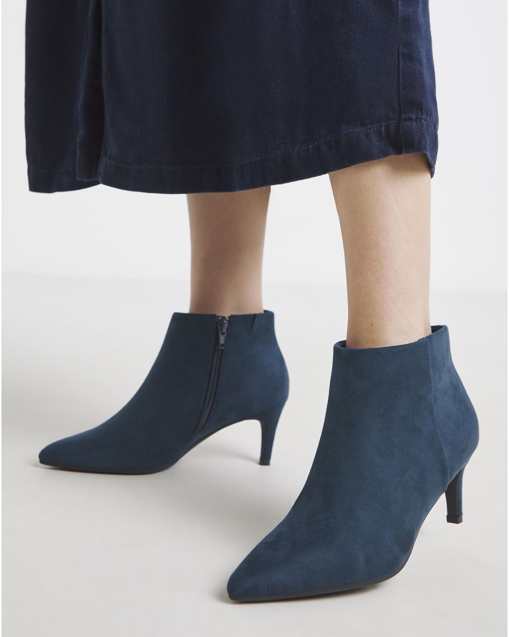 JD Williams Blue Kitten Heel Pointed Toe Ankle Boot Eee