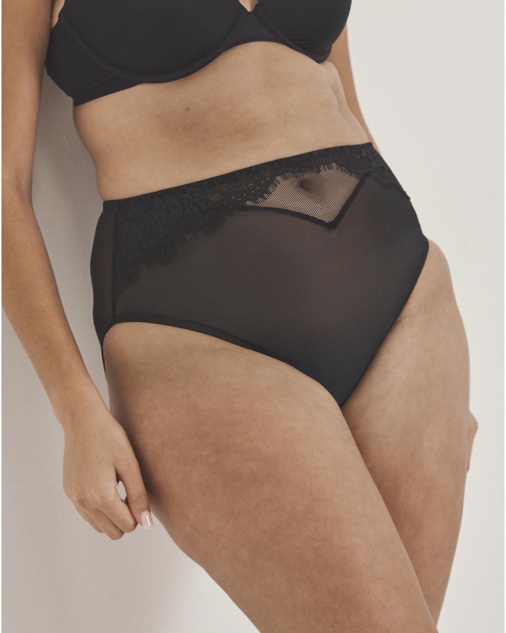 Pretty Secrets Black Lace Full Briefs