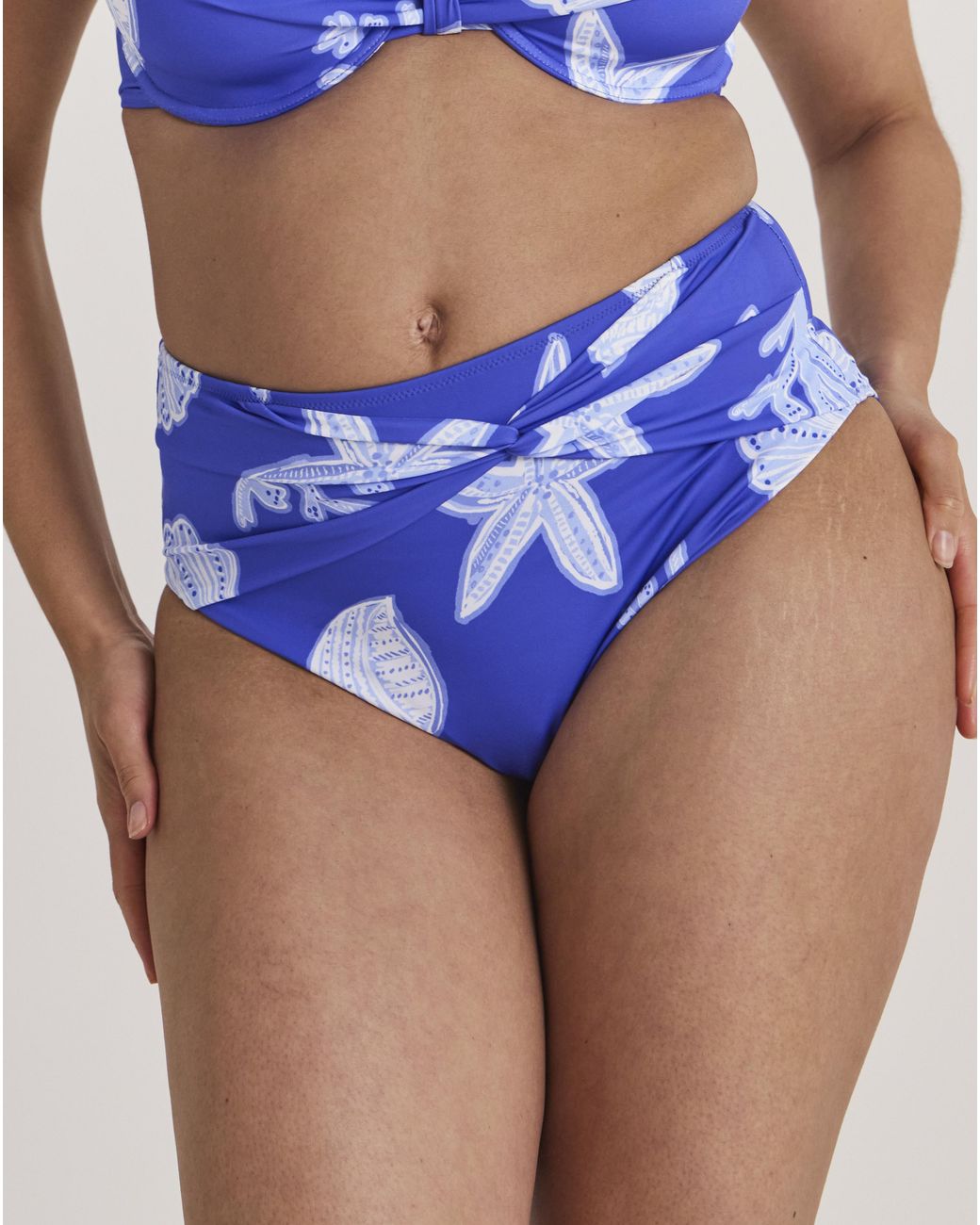 MAGISCULPT Blue Shell Print Bead Detail Bikini Brief