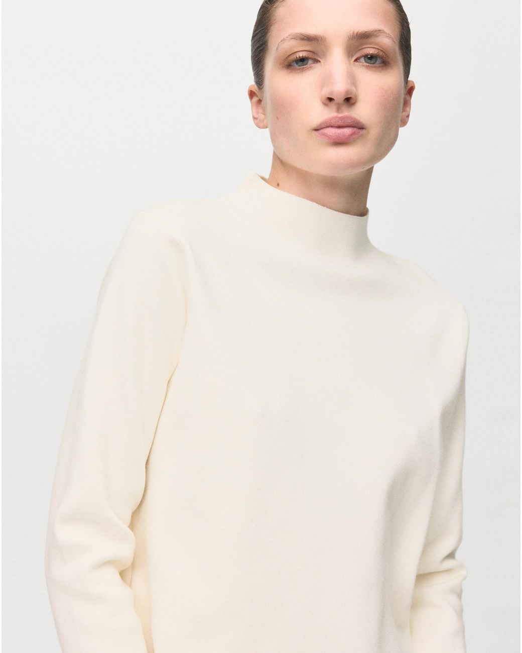 Mango White Sweater Chimney