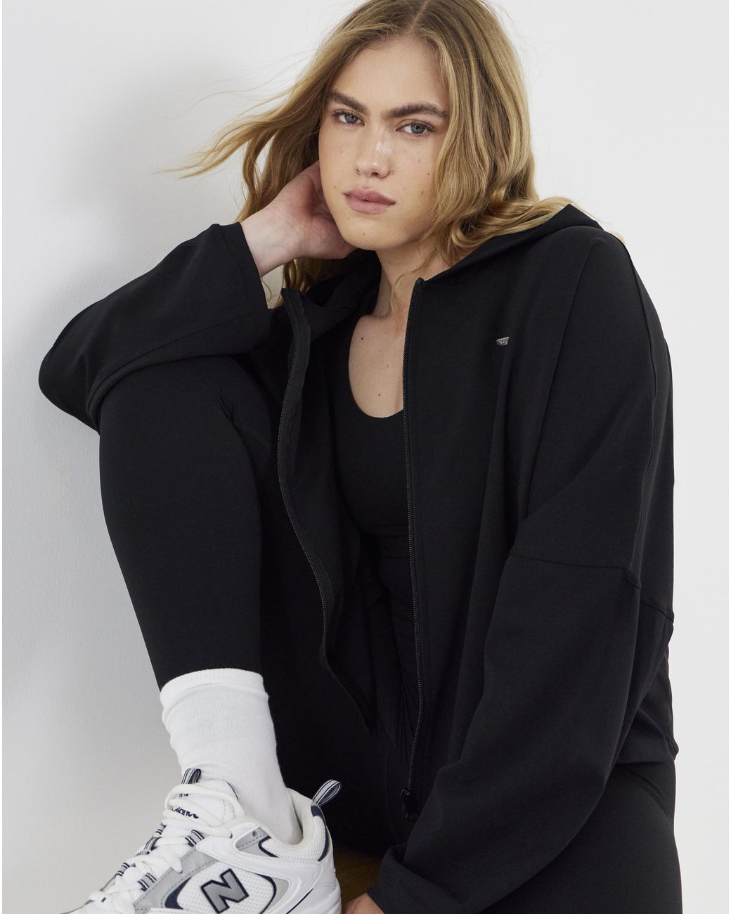 Sculpt Activewear Black Oversized Zip Through