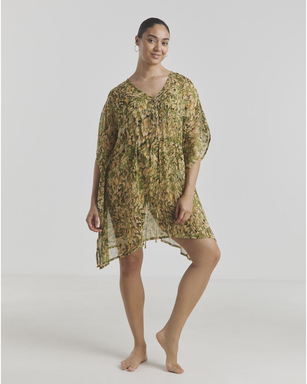 MAGISCULPT Multicolor Embellished Kaftan
