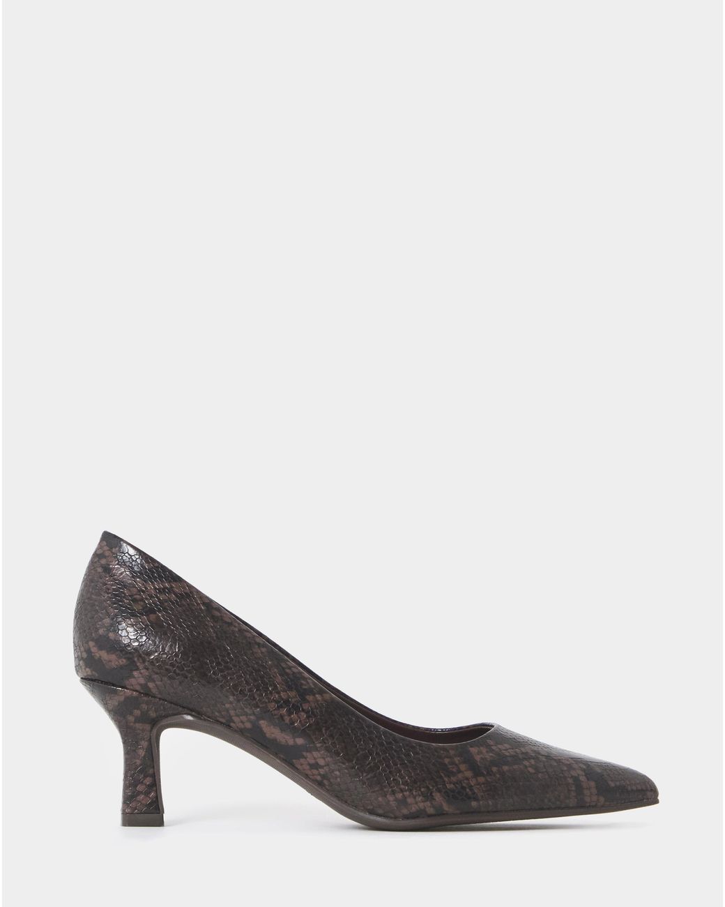 Heavenly Soles Black Pointed Toe Kitten Heel Shoe Ex Wide