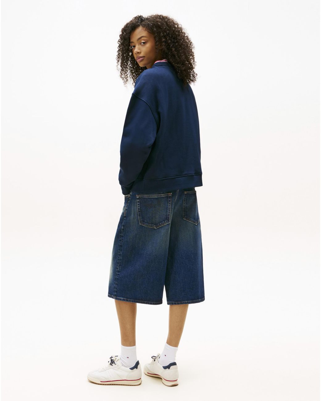 Tommy Hilfiger Blue Boxy Badge Crew