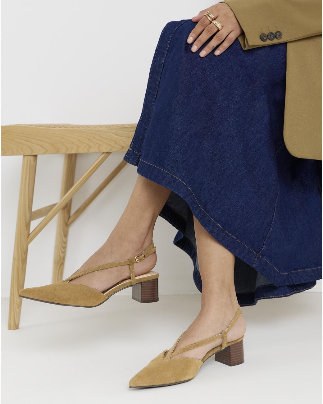 Heavenly Soles Blue Heeled Pointed Toe Slingbacks Ex Wide