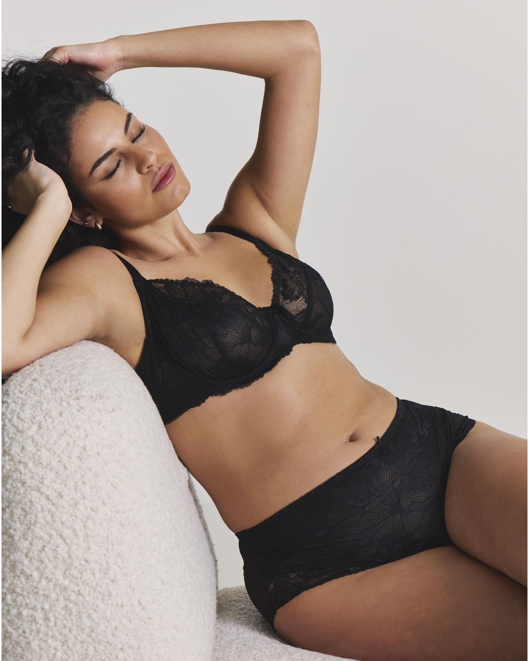 DORINA Black Curves Perfect Lace Bra