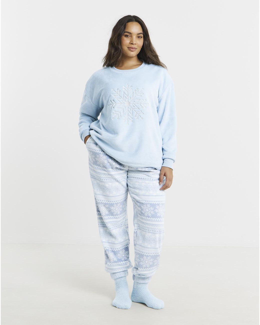 Pretty Secrets Blue Pj Set & Fluffy Socks