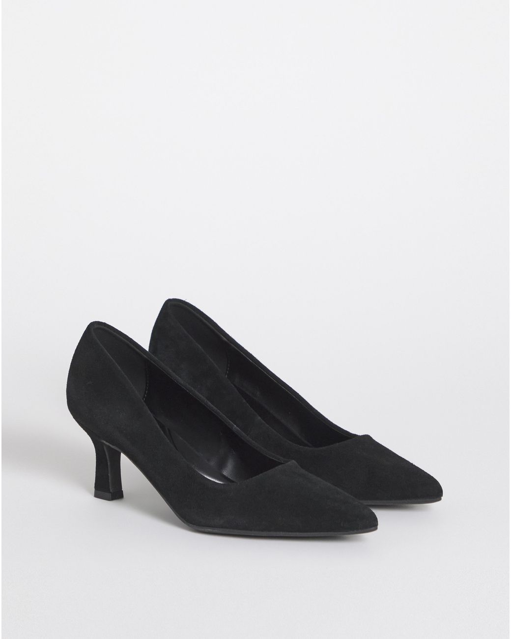 Heavenly Soles Black Pointed Toe Kitten Heel Shoe Ex Wide