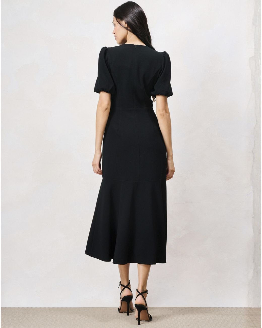 Hope & Ivy Black The Sutton Embellished Dress