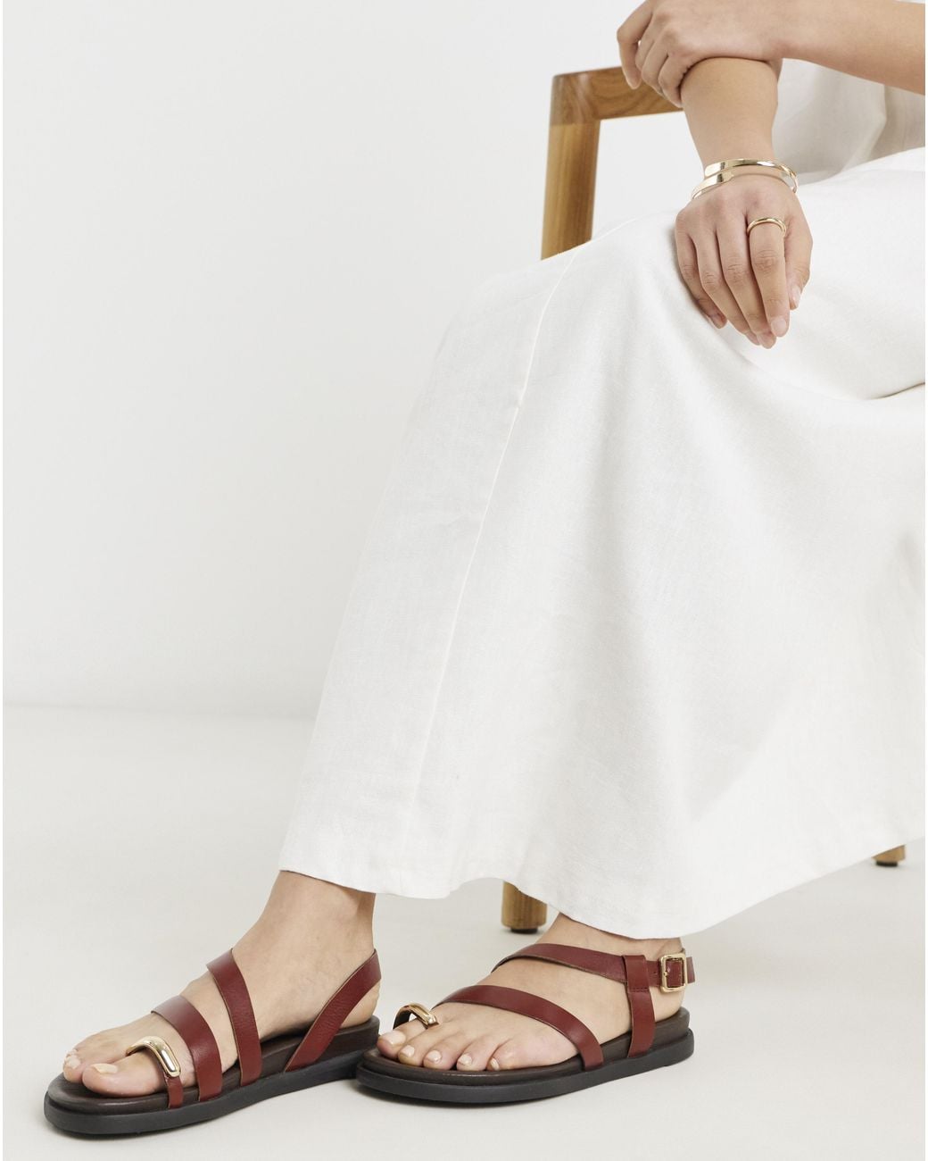 Simply Be White Toe Ring Footbed Sandals Extra Wide Fit