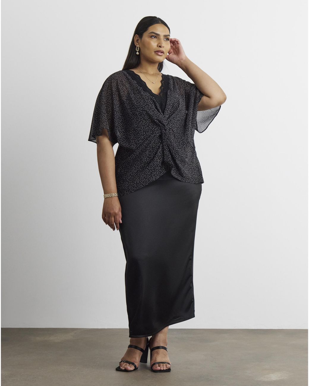 Joanna Hope Black Knot Front Blouse