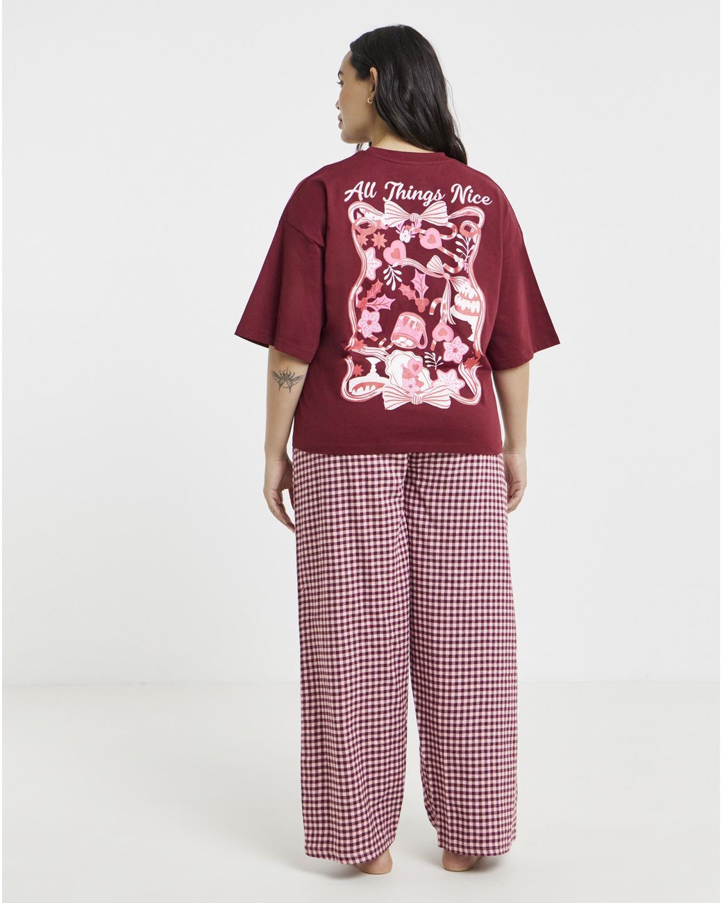 Pretty Secrets Red Cake Graphic Pyjama Set