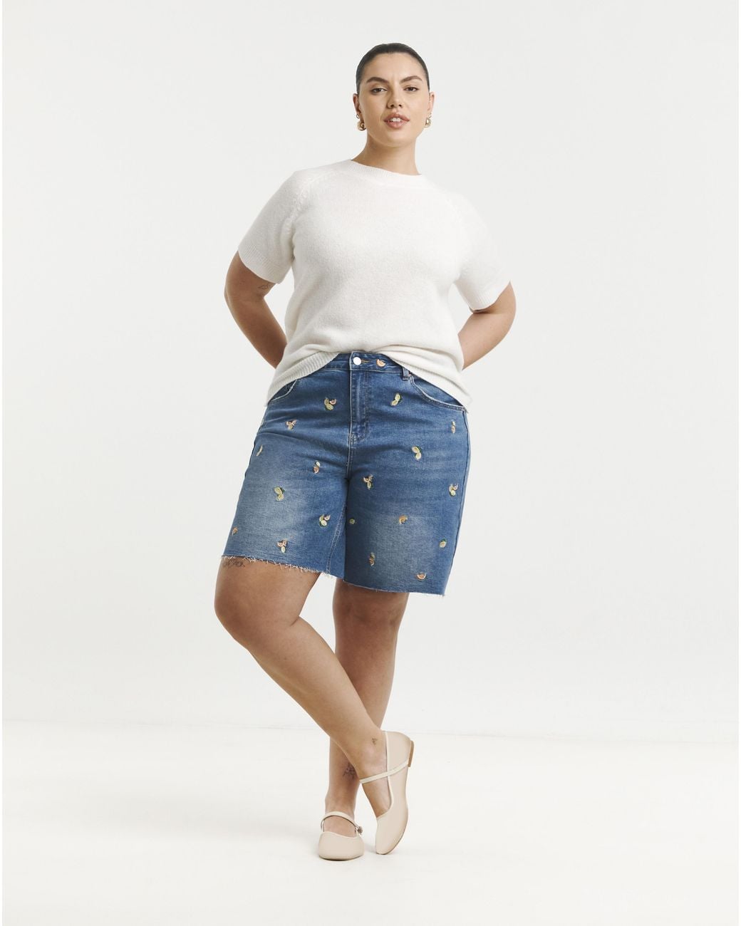 Simply Be Blue Fruit Bermuda Short