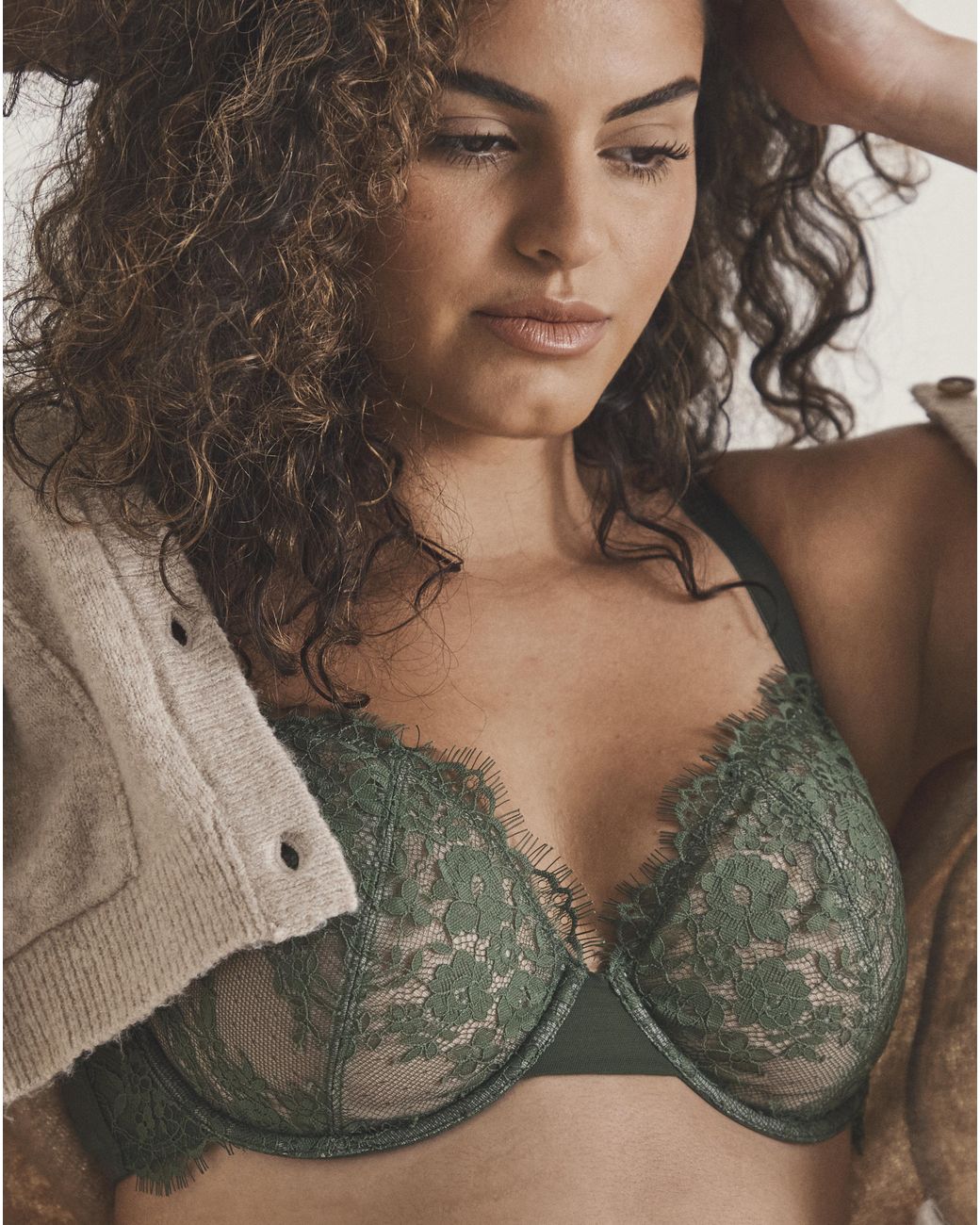 Pretty Secrets Green Lace Non Padded Wired Bra