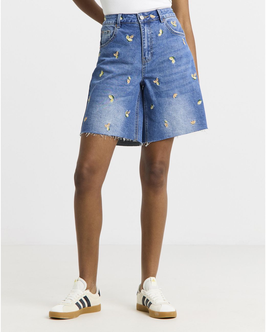 Simply Be Blue Fruit Bermuda Short