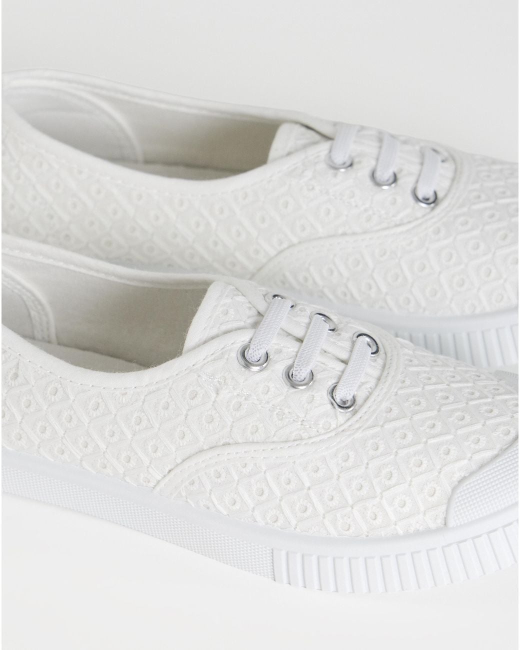 Simply Be White Lace Up Plimsole Wide Fit