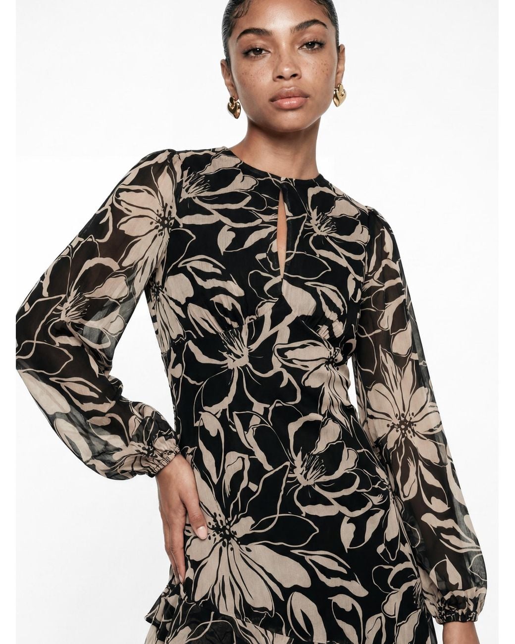 Anaya with love Black Anaya Floral Print Tiered Maxi Dress