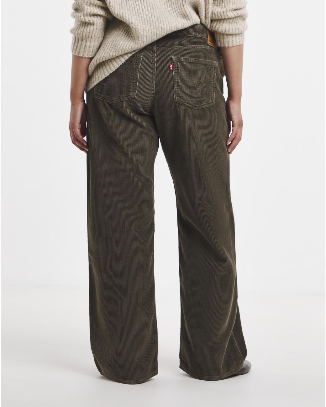 Levi's White Low Rise Loose Jean