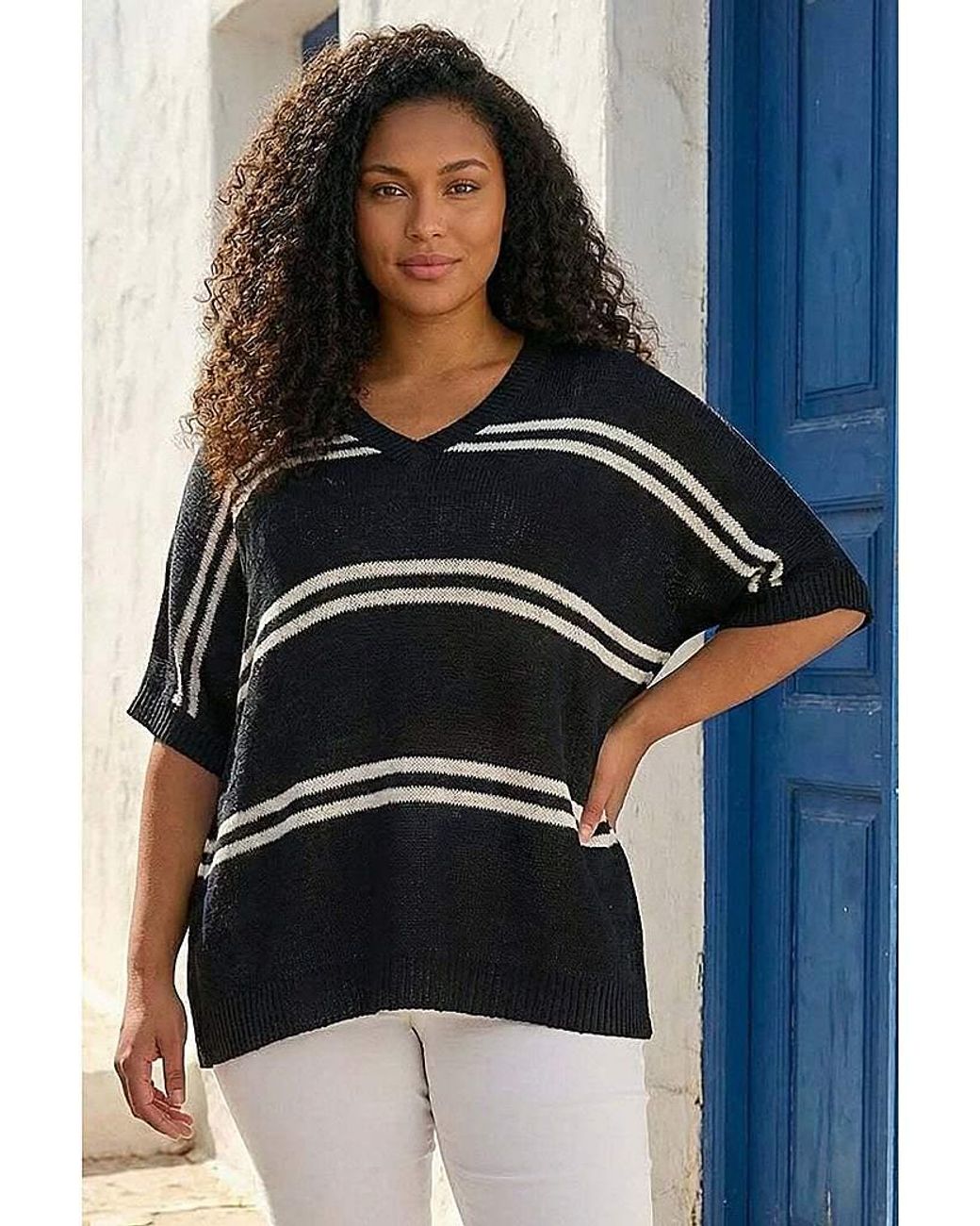 Roman Curve Blue Stripe V-Neck Knit Jumper