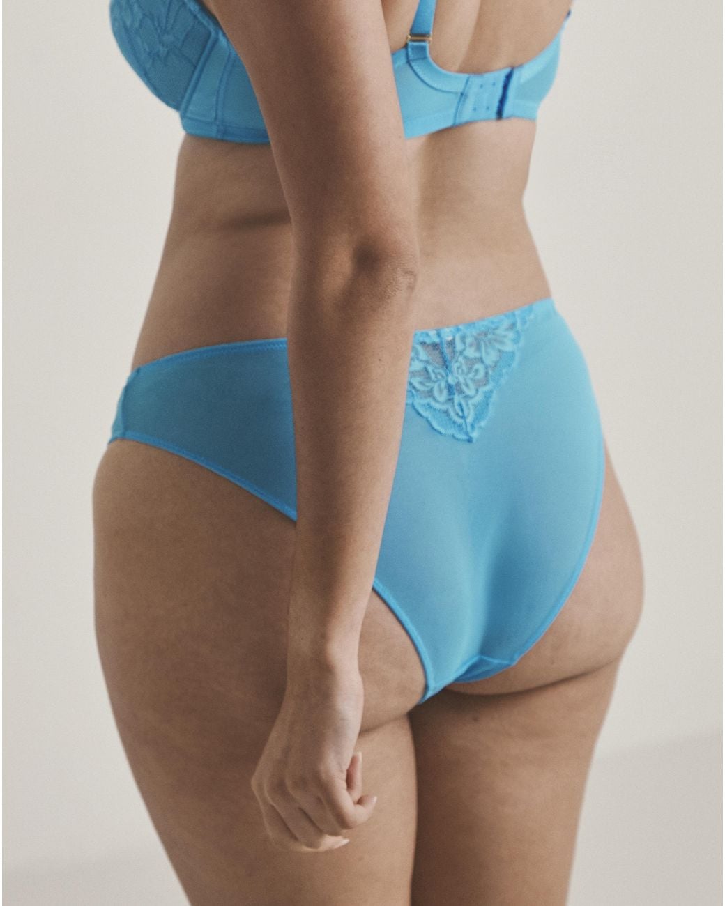 Ann Summers Blue Sexy Lace Brazilian Bt