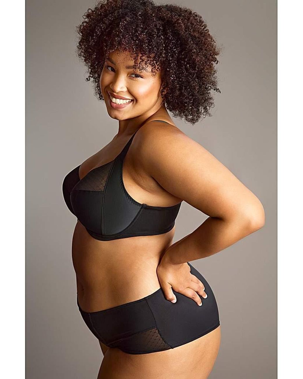 SCULPTRESSE Black Bliss Full Cup Bra