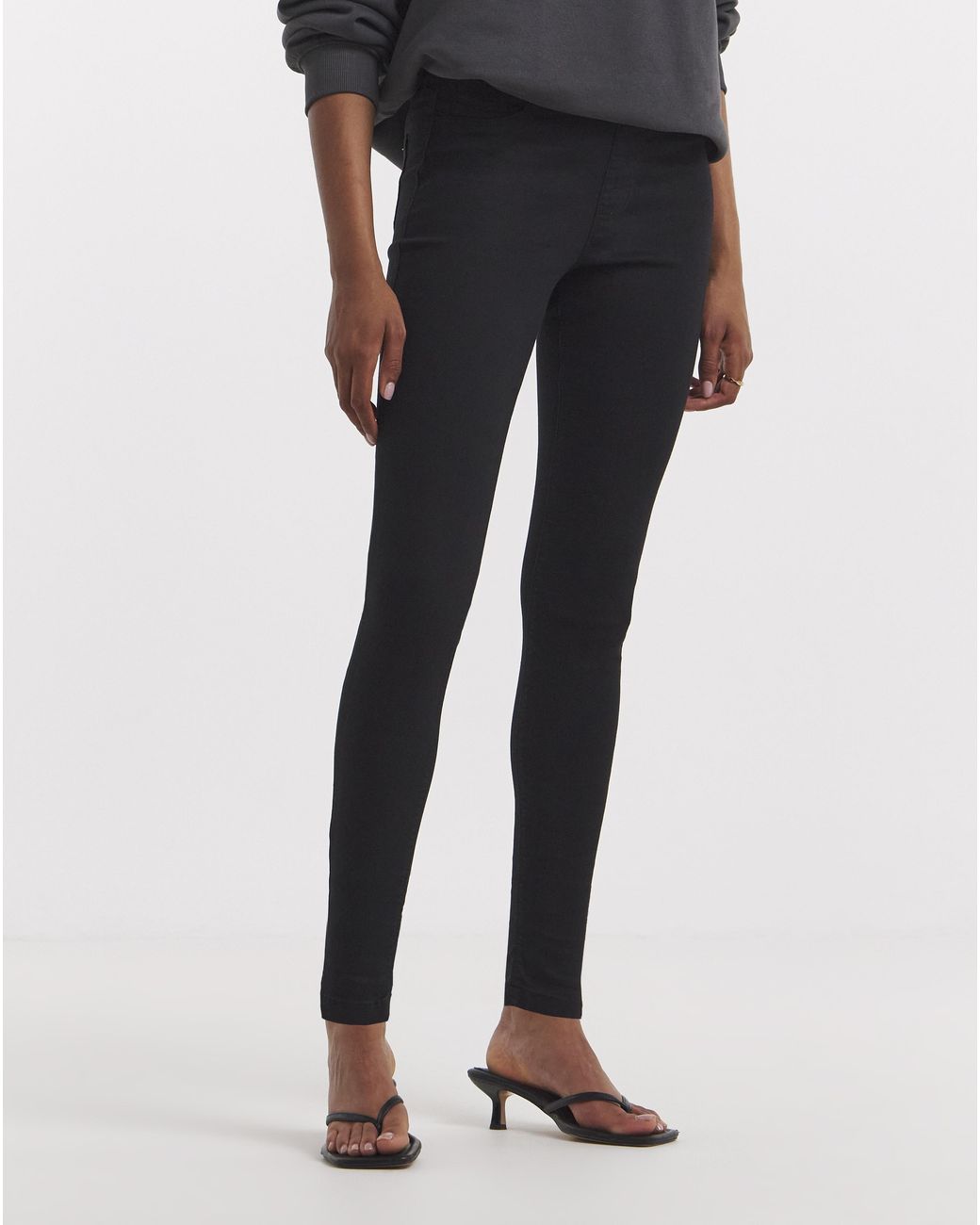 Simply Be White Skinny Pull On Jeggings