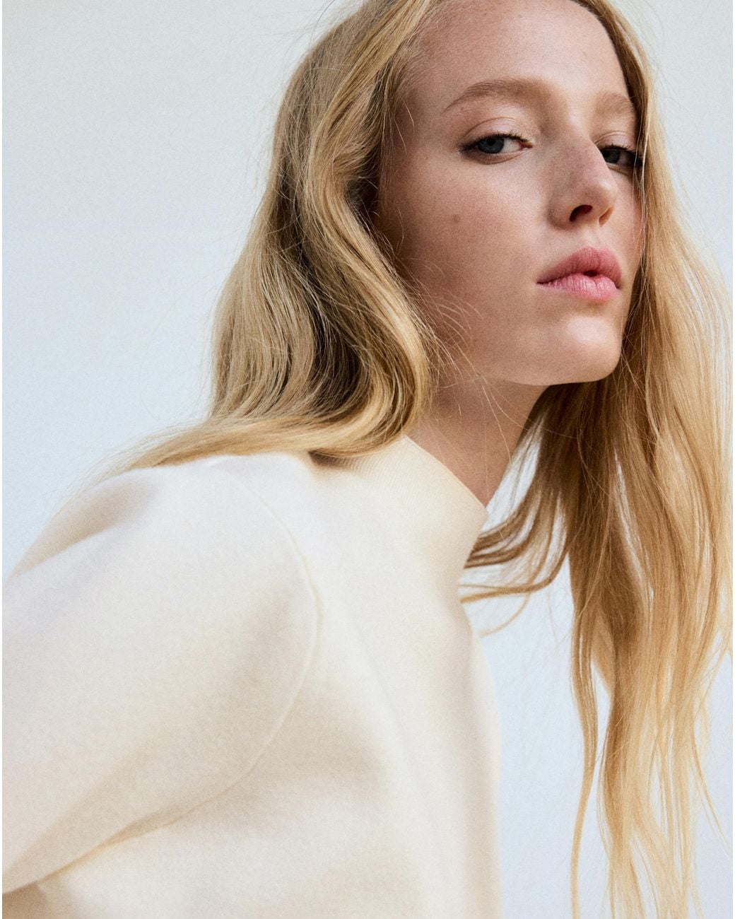 Mango White Sweater Chimney